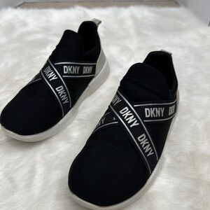 DKNY black slip on tennis shoe size 3